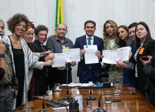 CONTAC celebra aprovação do fim da escala 6x1 na Câmara; projeto agora vai ao Senado