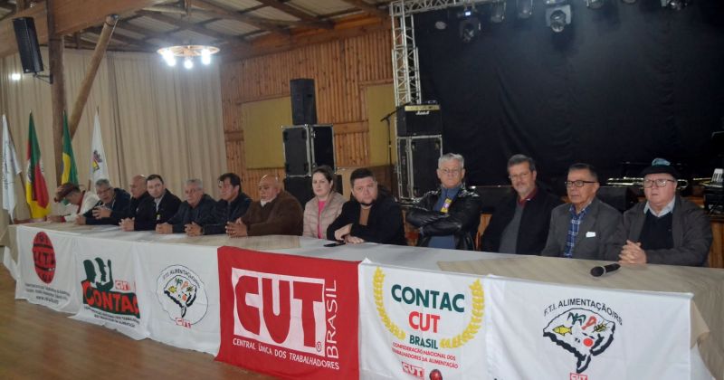 CONTAC participa da solenidade de posse da nova Diretoria Executiva da FTIA/RS